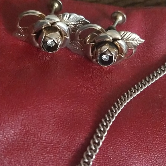 Vintage Cabbage Rose Necklace & screw bk Earrings - Picture 2 of 2